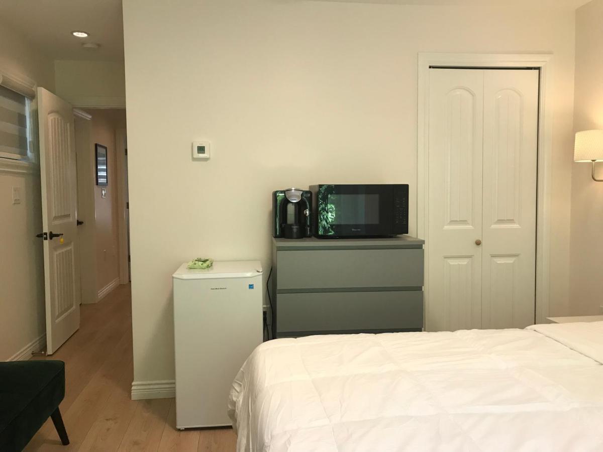 Holland Vancouver 5* New Westminster