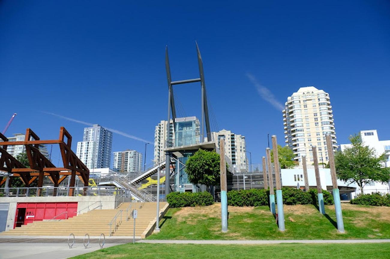 Holland Vancouver